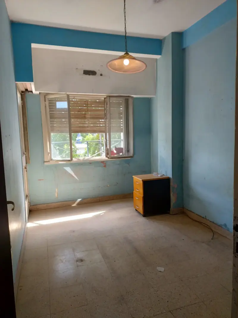 VENTA DE 2 LOCALES Y DEPARTAMENTO EN MERLO CENTRO