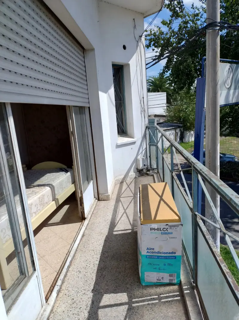 VENTA DE 2 LOCALES Y DEPARTAMENTO EN MERLO CENTRO