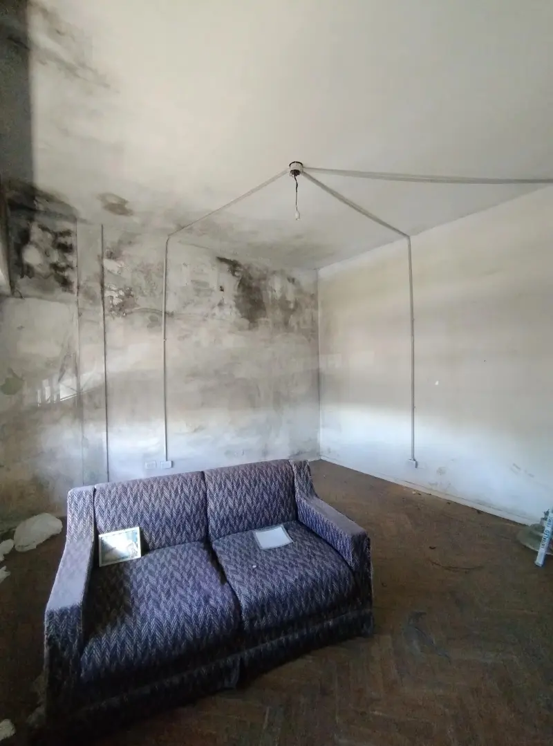 VENTA DE 2 LOCALES Y DEPARTAMENTO EN MERLO CENTRO