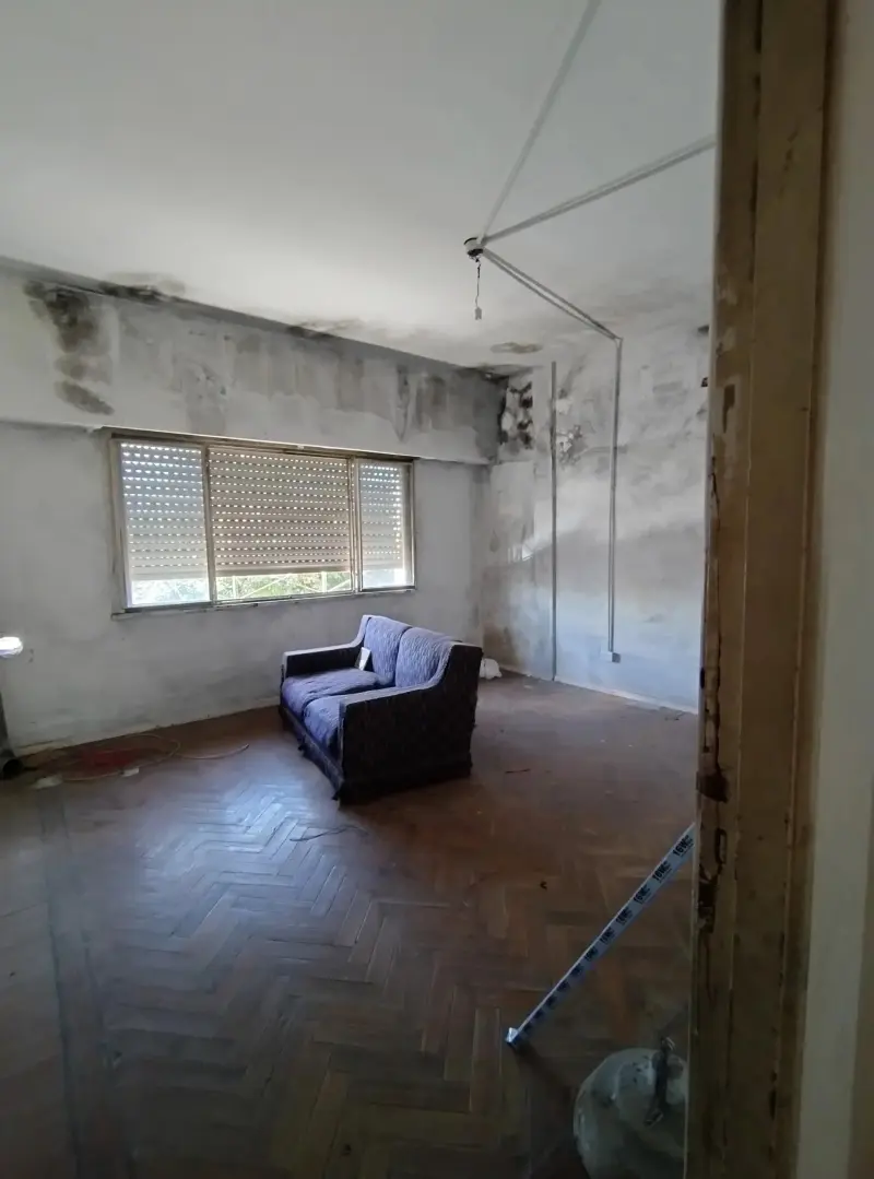 VENTA DE 2 LOCALES Y DEPARTAMENTO EN MERLO CENTRO