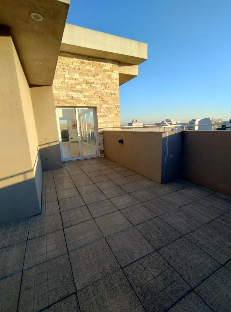 VENTA O PERMUTA. DEPTO. 2 AMBIENTES AL FRENTE. MORON SUR