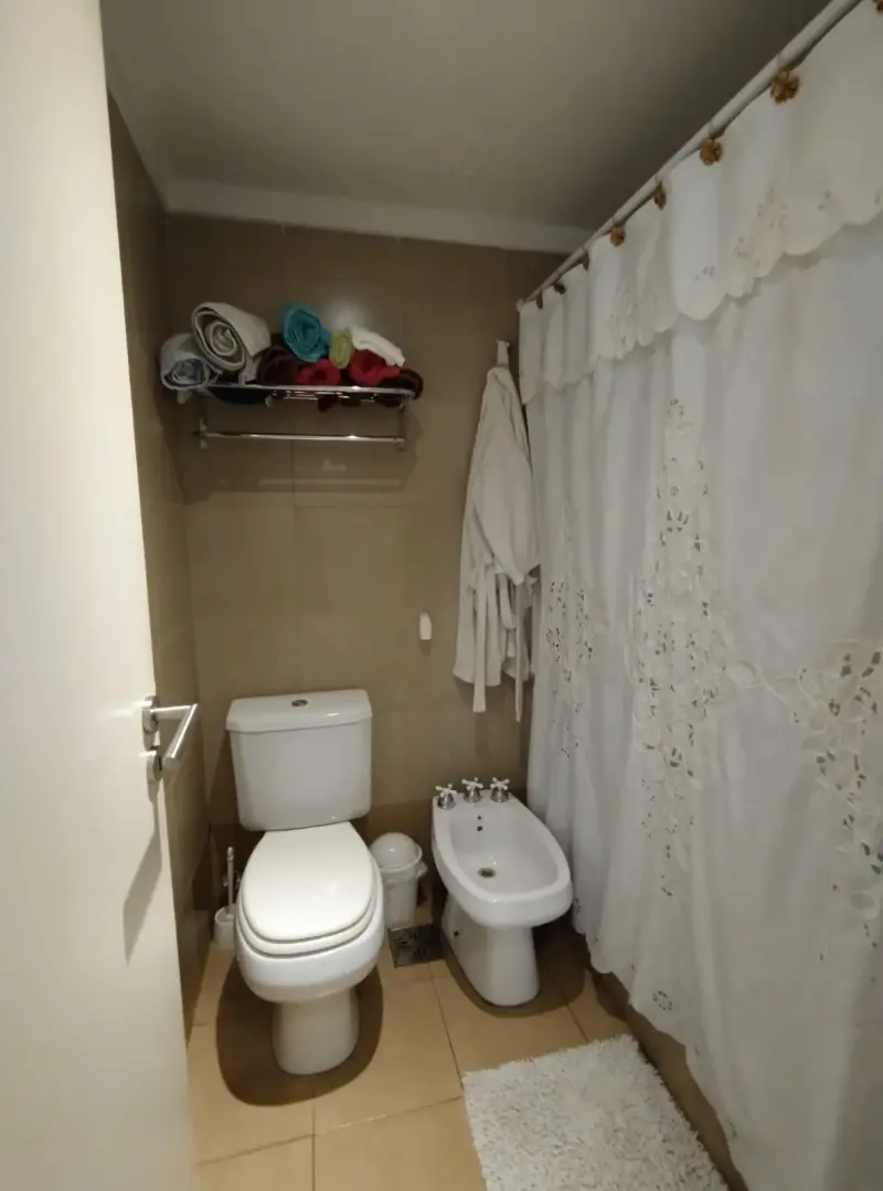 VENTA O PERMUTA. DEPTO. 2 AMBIENTES AL FRENTE. MORON SUR